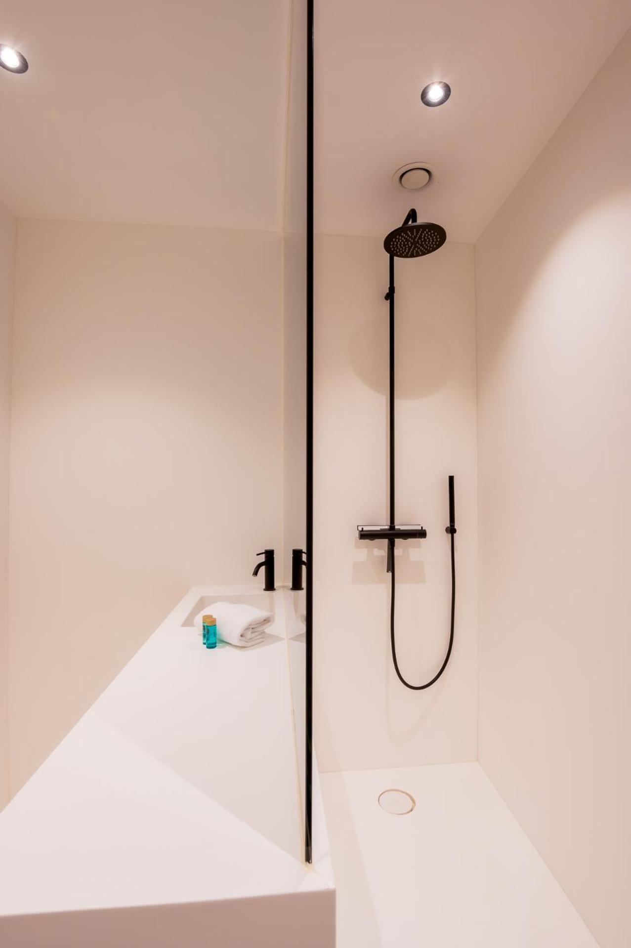 Dunvegan - City Centre Luxurious Apartment For 5 أوستيند المظهر الخارجي الصورة